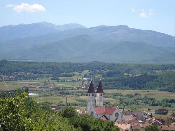 iglesia catolica kosovo